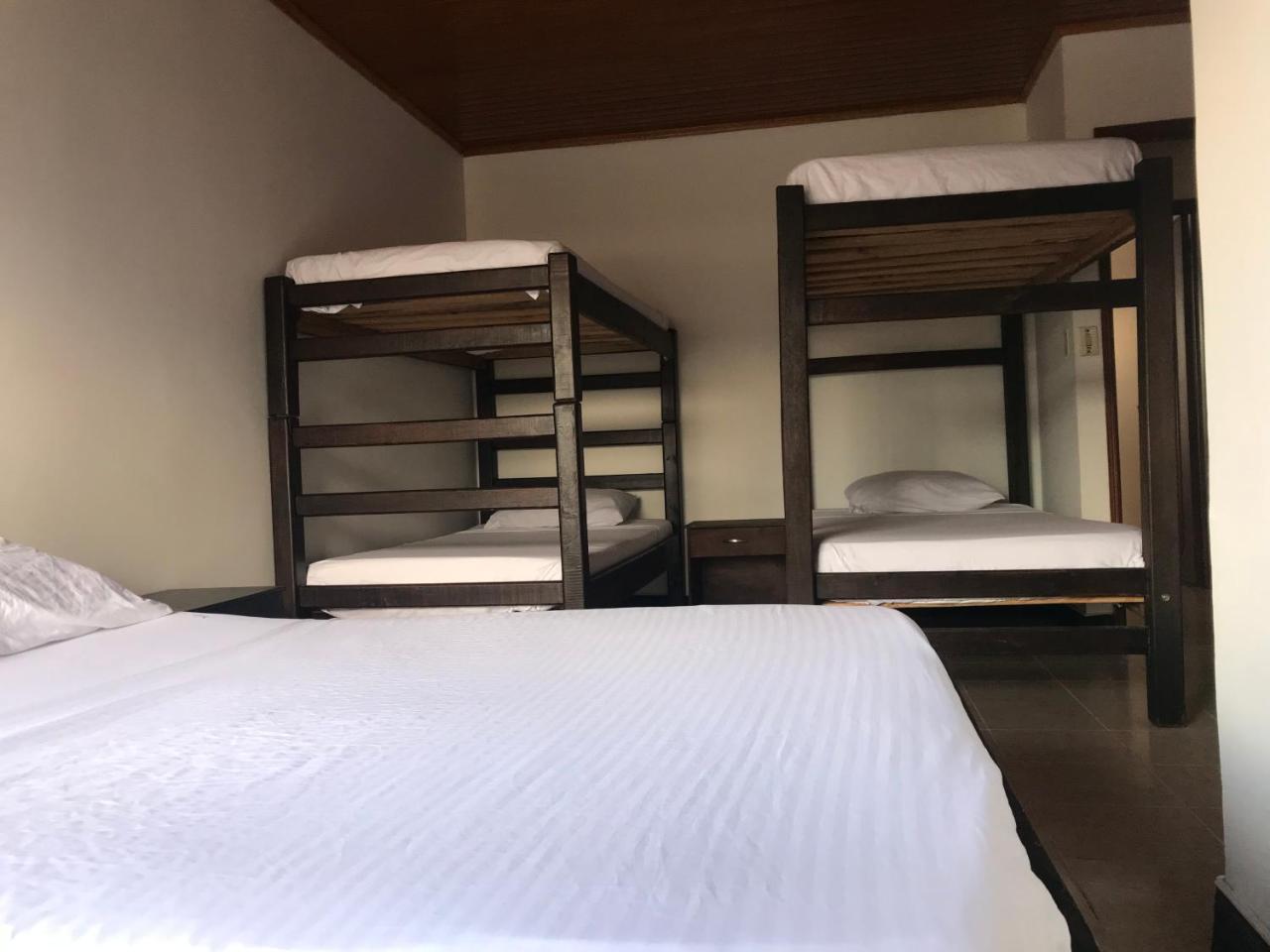 Hotel Y Balneario El Descanso Villavicencio Ngoại thất bức ảnh